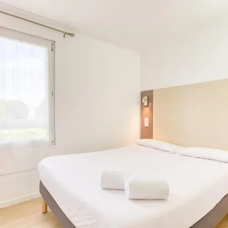 Fasthotel Roissy Cdg Sud - Claye Souilly Extérieur photo